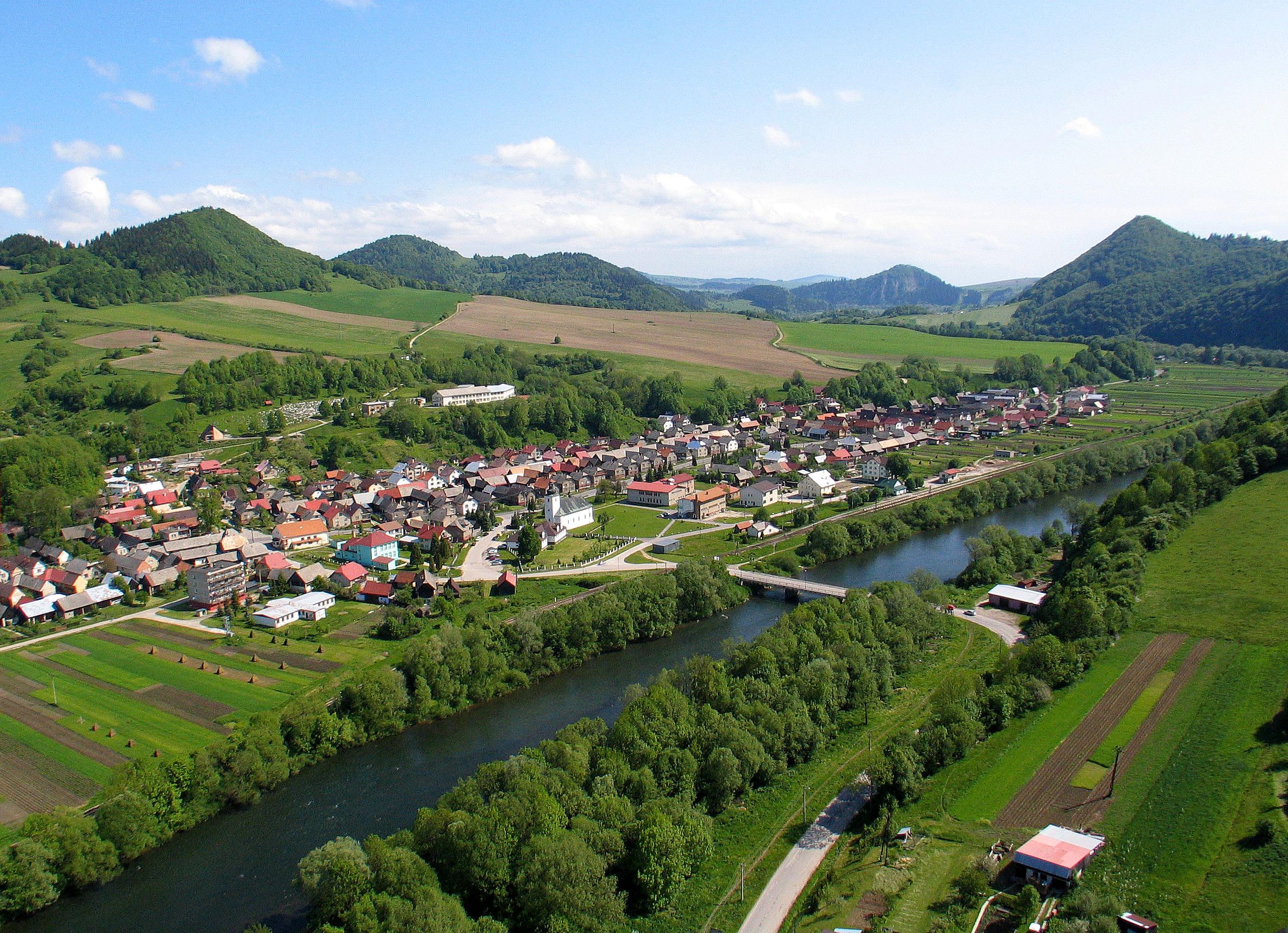Fotogaléria Pohľady na našu obec (4) Pohľady na našu obec